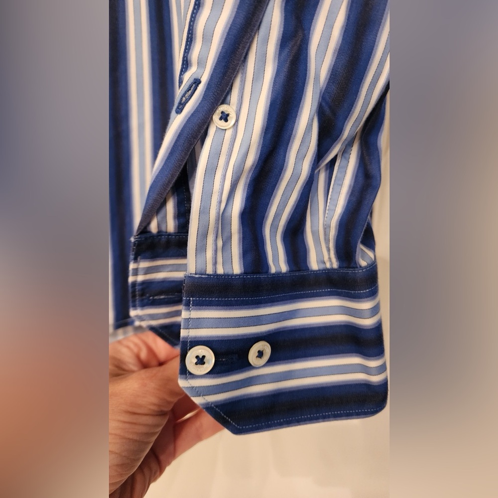 Bugatchi Uomo Shaped Fit Blue & White Stripe Men’s Buttom Down Size Medium - Picture 7 of 13